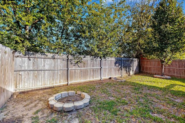 6716 Waterhill Lane, Fort Worth, TX 76179