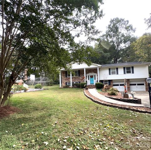 109 Churchill Road, Dallas, NC 28034