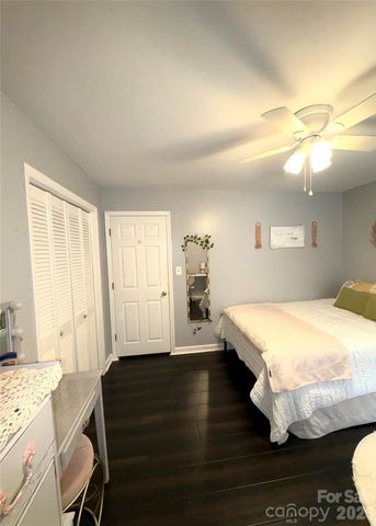 109 Churchill Road, Dallas, NC 28034