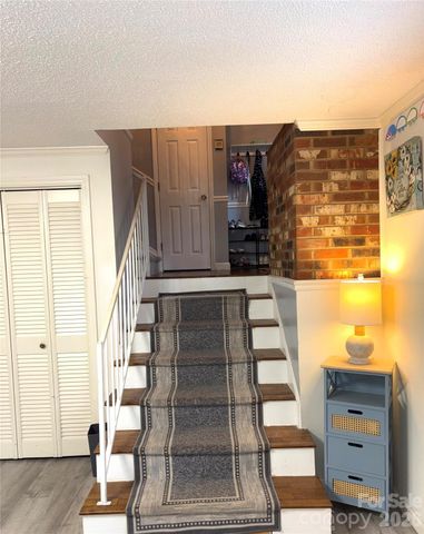 109 Churchill Road, Dallas, NC 28034