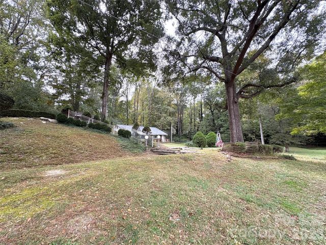 109 Churchill Road, Dallas, NC 28034