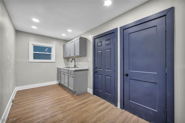 1304 W 73rd Street, Cleveland, OH 44102