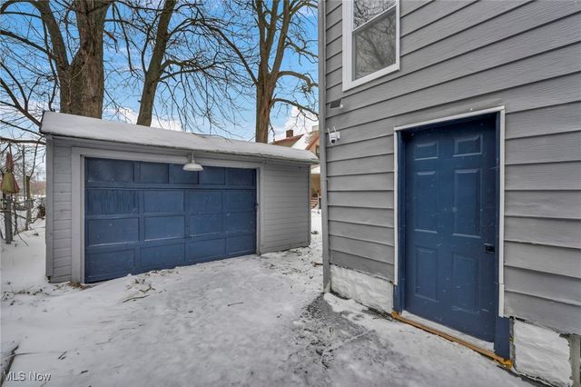 1304 W 73rd Street, Cleveland, OH 44102