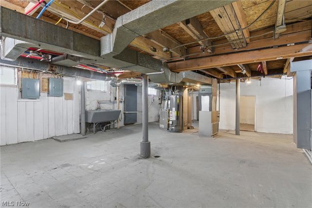 1304 W 73rd Street, Cleveland, OH 44102