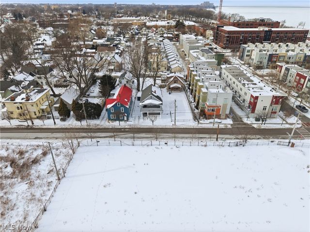 1304 W 73rd Street, Cleveland, OH 44102