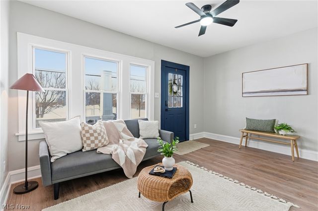 1304 W 73rd Street, Cleveland, OH 44102