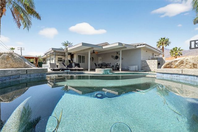 2120 W Nicola Road, Palm Springs, CA 92262