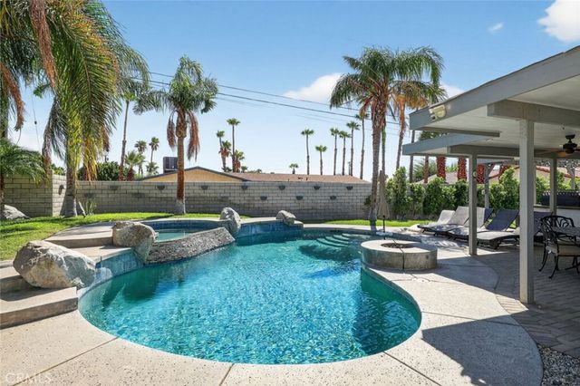2120 W Nicola Road, Palm Springs, CA 92262