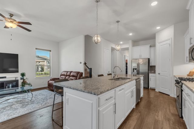 4524 Meadow Hawk Drive, Arlington, TX 76005