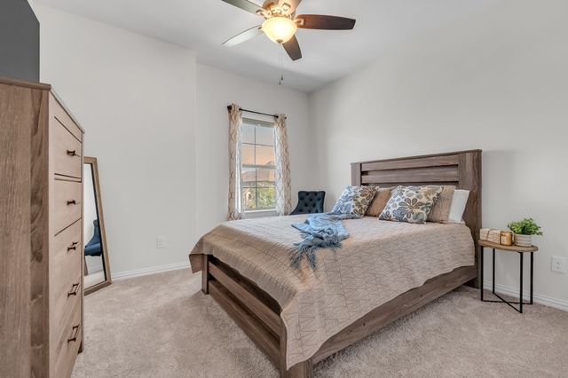 4524 Meadow Hawk Drive, Arlington, TX 76005