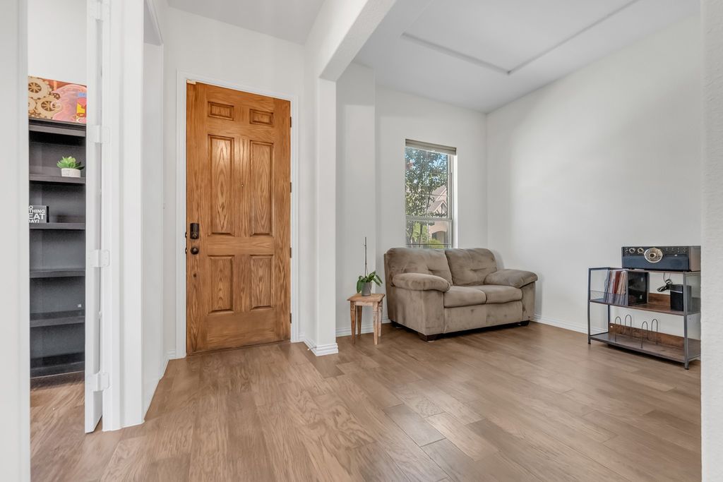 4524 Meadow Hawk Drive, Arlington, TX 76005 — photo 4