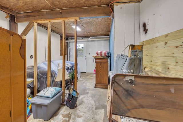 2318 Neches Street, Granbury, TX 76048