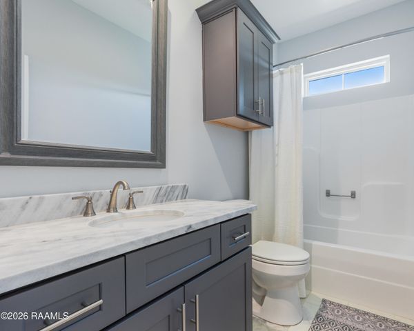 115 Grays Landing Lane, Lafayette, LA 70508