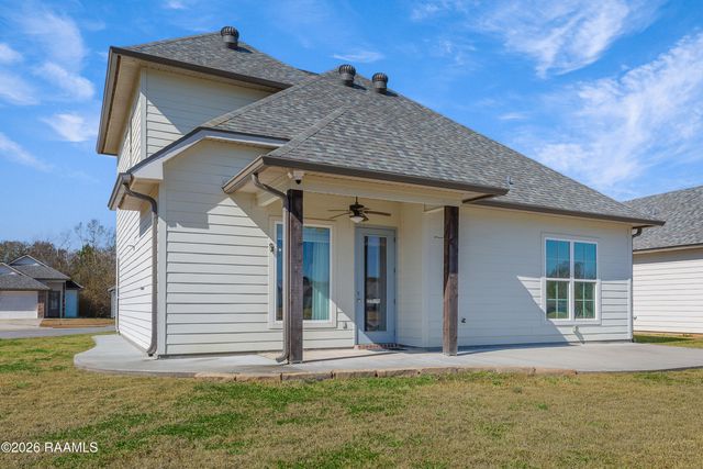 115 Grays Landing Lane, Lafayette, LA 70508