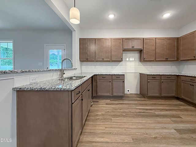 207 4th Street, Erwin, NC 28339