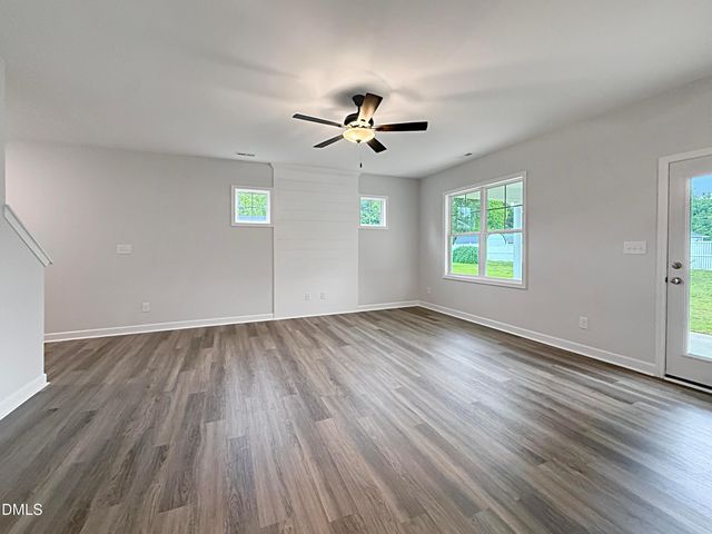 207 4th Street, Erwin, NC 28339