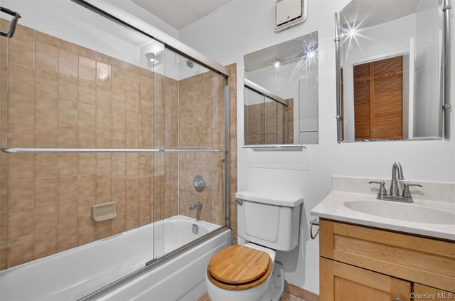 25-40 Shore Boulevard 15Q, Astoria, NY 11222
