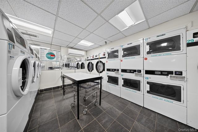 25-40 Shore Boulevard 15Q, Astoria, NY 11222