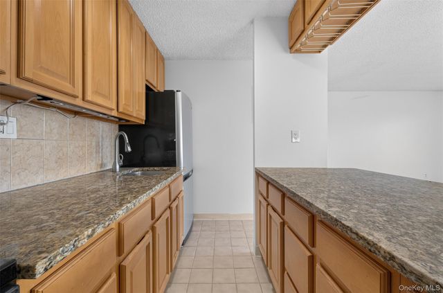 25-40 Shore Boulevard 15Q, Astoria, NY 11222