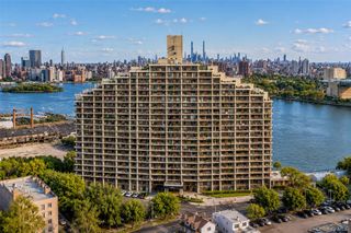 25-40 Shore Boulevard 15Q, Astoria, NY 11222