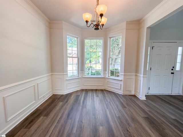 9 Bluff Ridge Court, Greenville, SC 29617