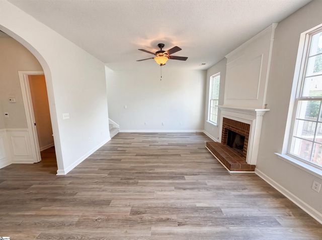 9 Bluff Ridge Court, Greenville, SC 29617