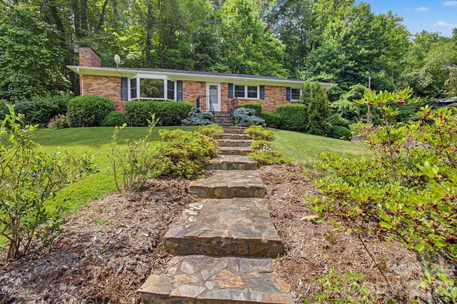22 Mayfair Drive, Candler, NC 28715