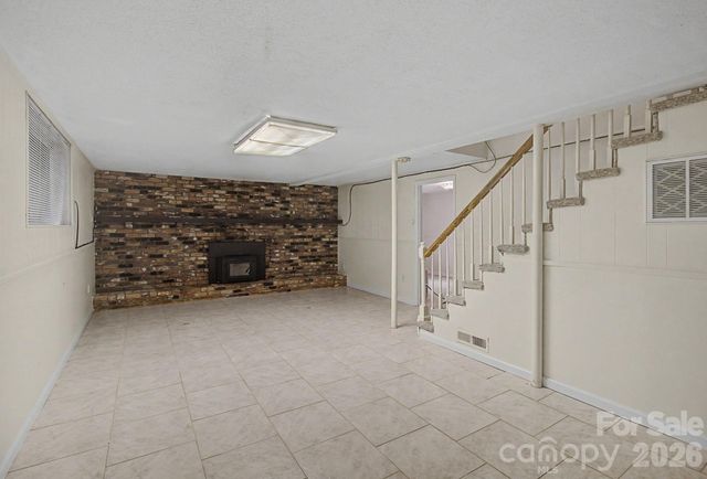 22 Mayfair Drive, Candler, NC 28715
