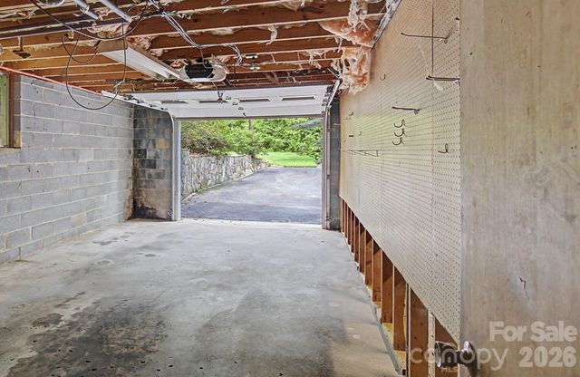 22 Mayfair Drive, Candler, NC 28715
