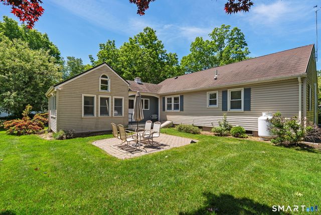 86 Fenwood Drive, Old Saybrook, CT 06475
