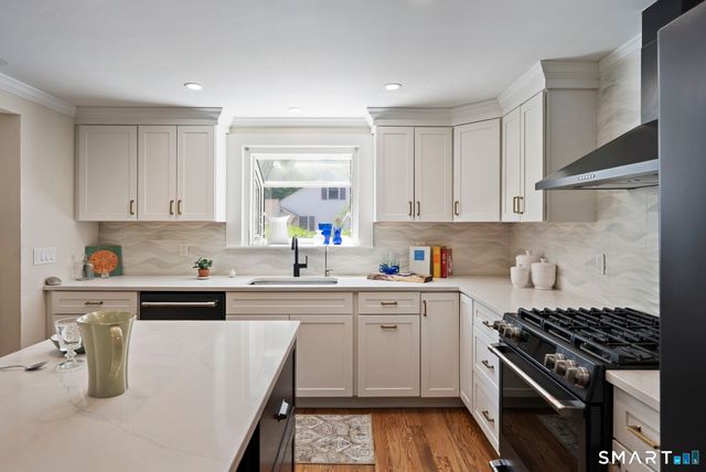 86 Fenwood Drive, Old Saybrook, CT 06475