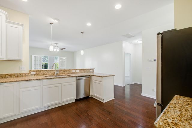 128 Carolina Wren Avenue, Moncks Corner, SC 29461