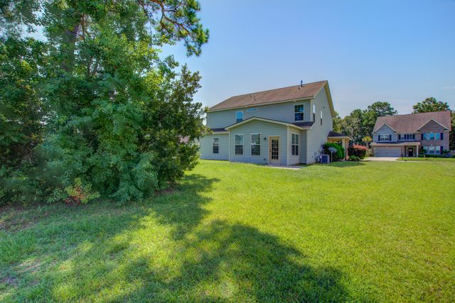 128 Carolina Wren Avenue, Moncks Corner, SC 29461