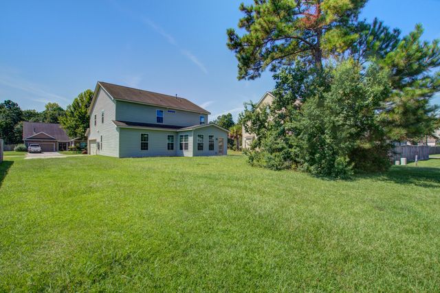 128 Carolina Wren Avenue, Moncks Corner, SC 29461