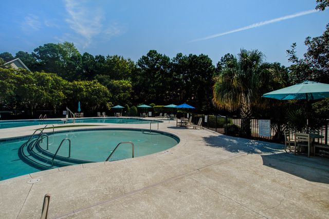 128 Carolina Wren Avenue, Moncks Corner, SC 29461