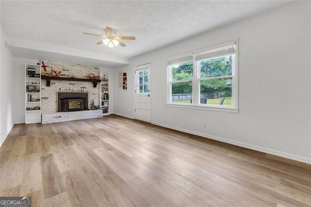 5800 Cedar Lane SW, Mableton, GA 30126