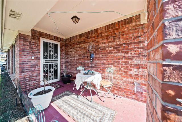 942 Cresthill Drive 20, Cedar Hill, TX 75104