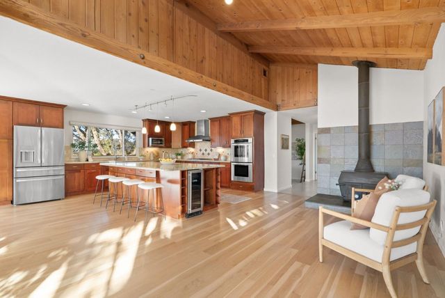 1044 Pleasant Valley Road, Aptos, CA 95003