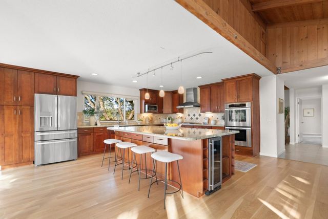 1044 Pleasant Valley Road, Aptos, CA 95003