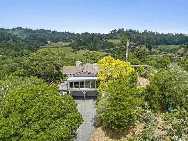 1044 Pleasant Valley Road, Aptos, CA 95003