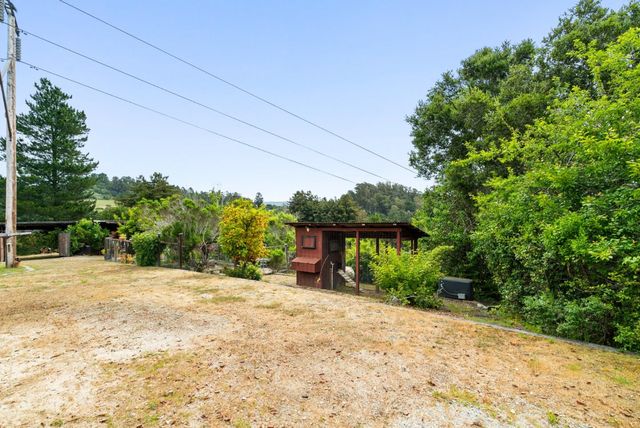 1044 Pleasant Valley Road, Aptos, CA 95003
