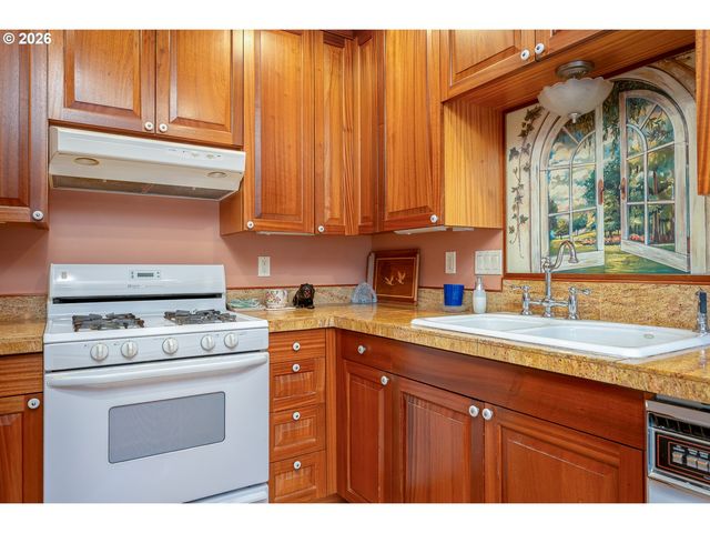 6534 Se 75TH Ave, Portland, OR 97206
