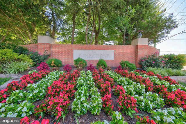 6576 MEDINAH LN, Alexandria, VA 22312