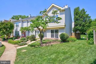6576 MEDINAH LN, Alexandria, VA 22312