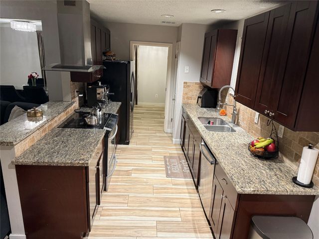 12219 Monticeto Lane, Meadows Place, TX 77477