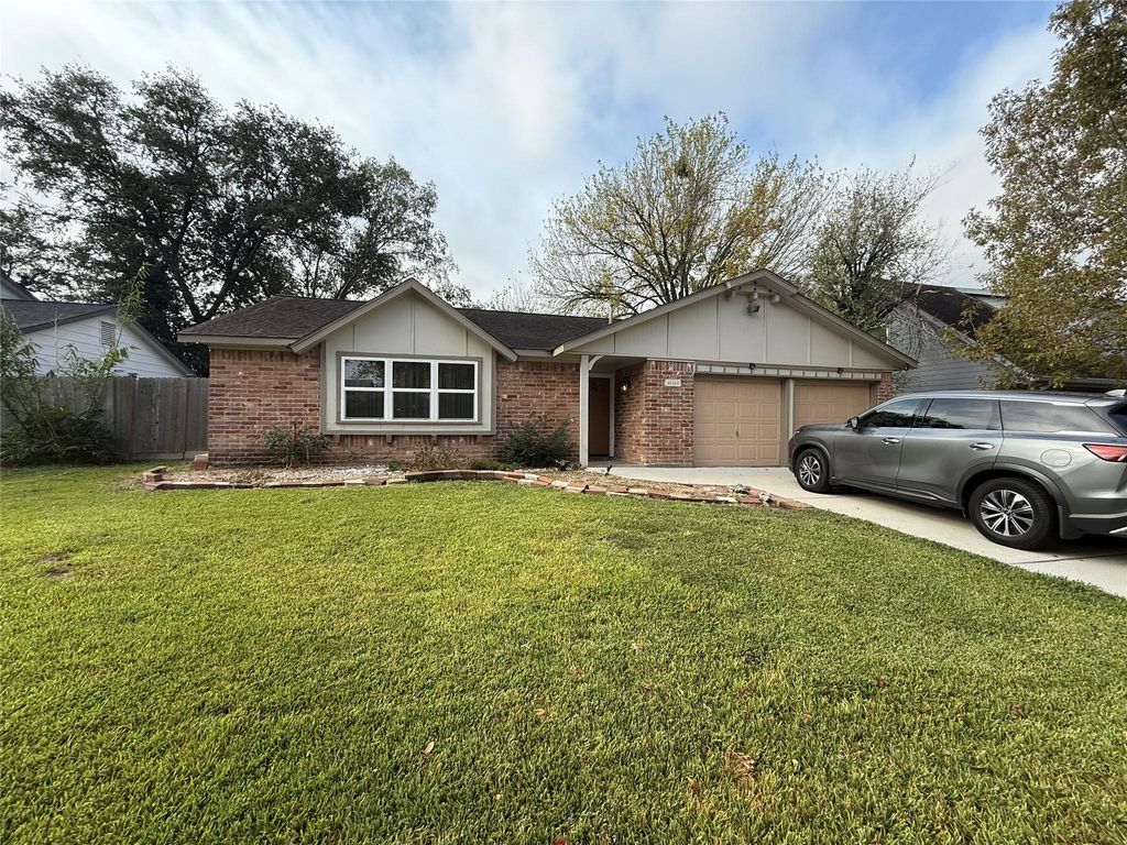 12219 Monticeto Lane, Meadows Place, TX 77477