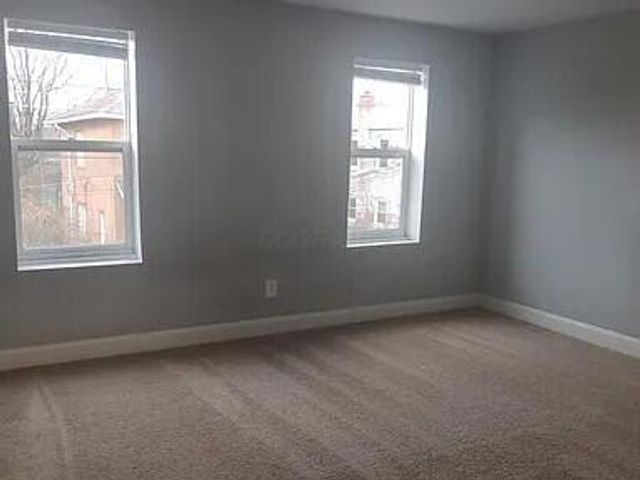 947 Mcallister Avenue, Columbus, OH 43205