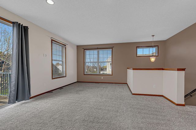 16644 72nd Court NE, Elk River, MN 55330