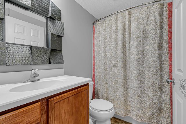 16644 72nd Court NE, Elk River, MN 55330