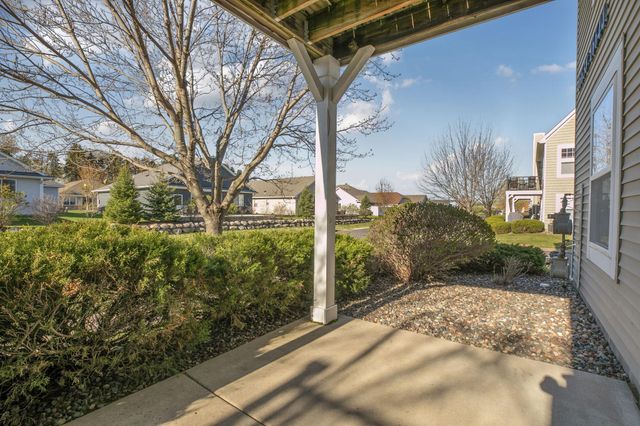 16644 72nd Court NE, Elk River, MN 55330